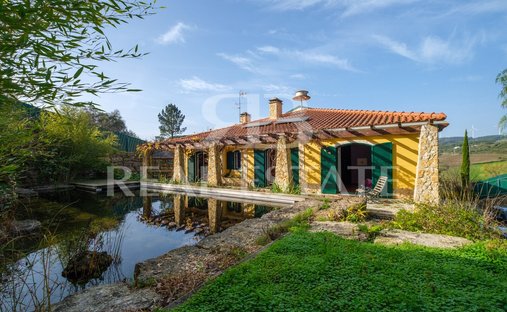 Finca in Sapataria, Lisbon, Portugal 1