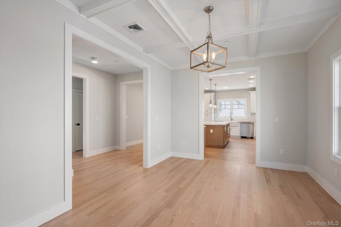 House in Island Park, New York, United States 5 - 18370215