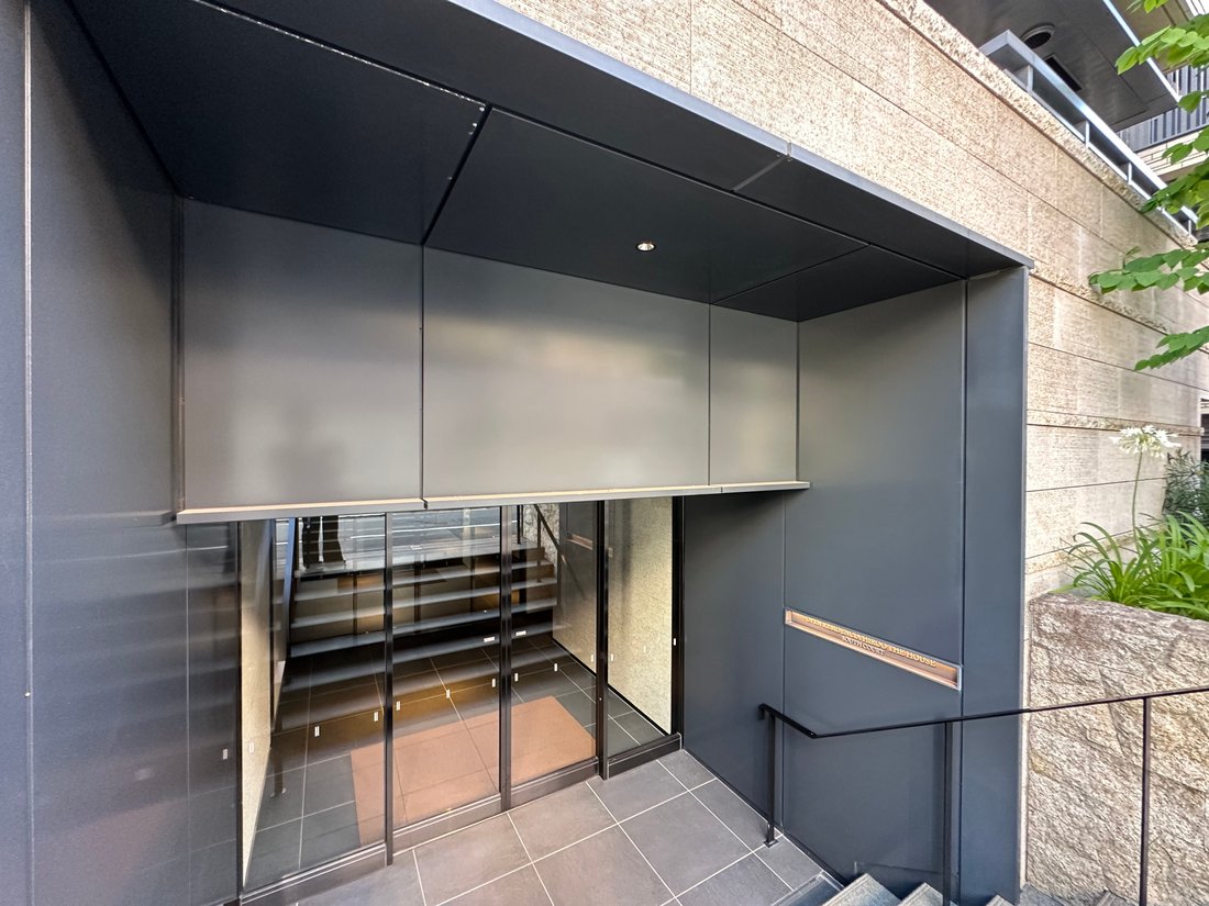 Condo in Shibuya City, Tokyo, Japan 3 - 18522440