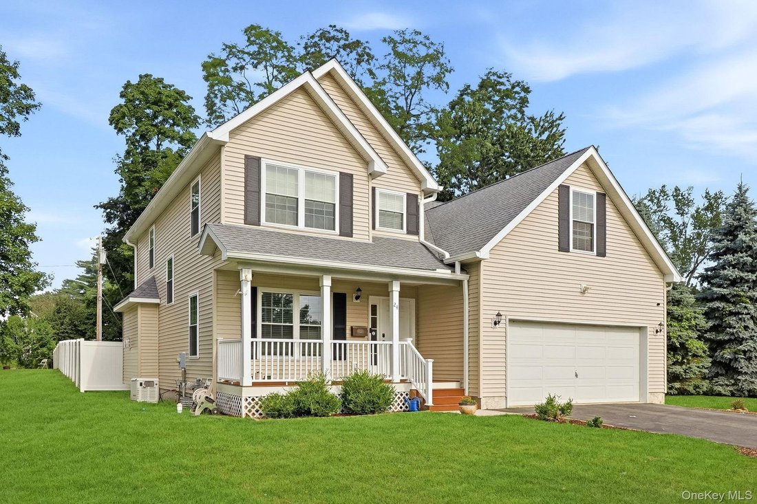 House in Spackenkill, New York, United States 3 - 18481684