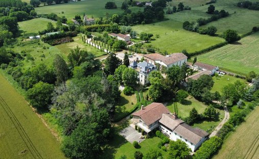 Villa in Grand Centre, Albi, France 1