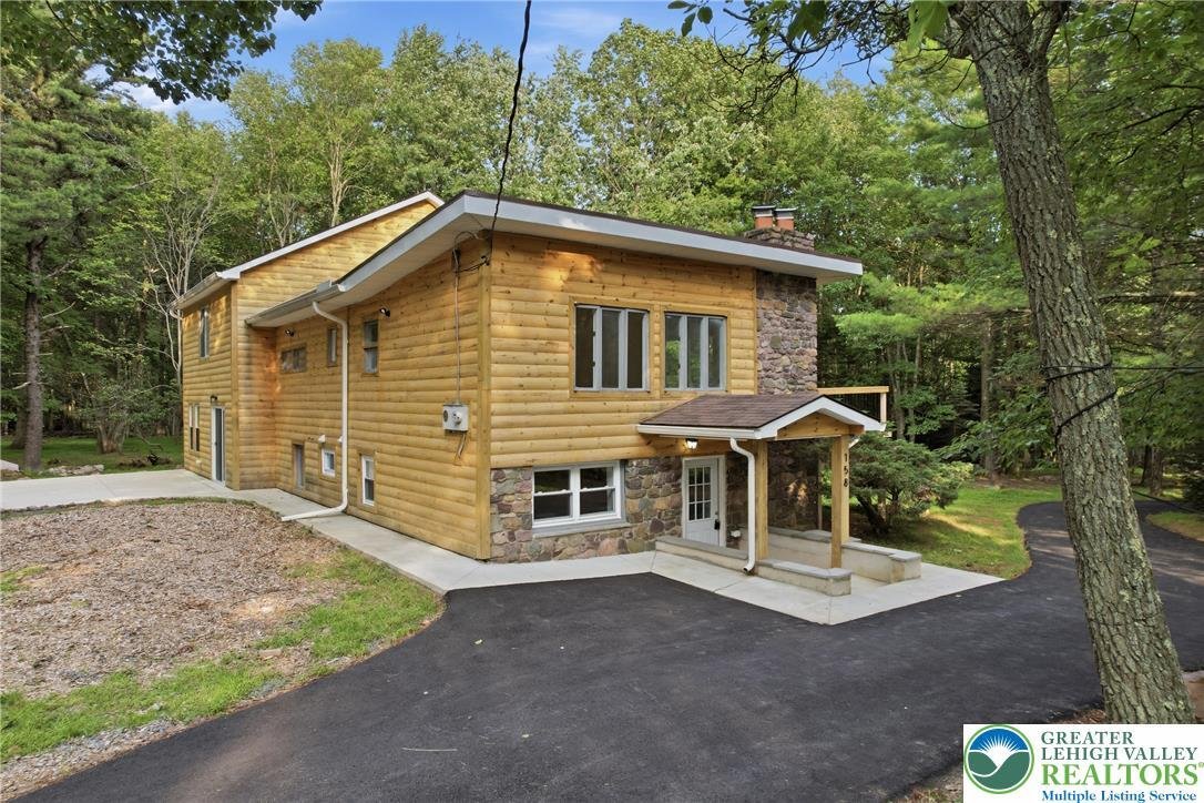 House in Kunkletown, Pennsylvania, United States 3 - 18521949