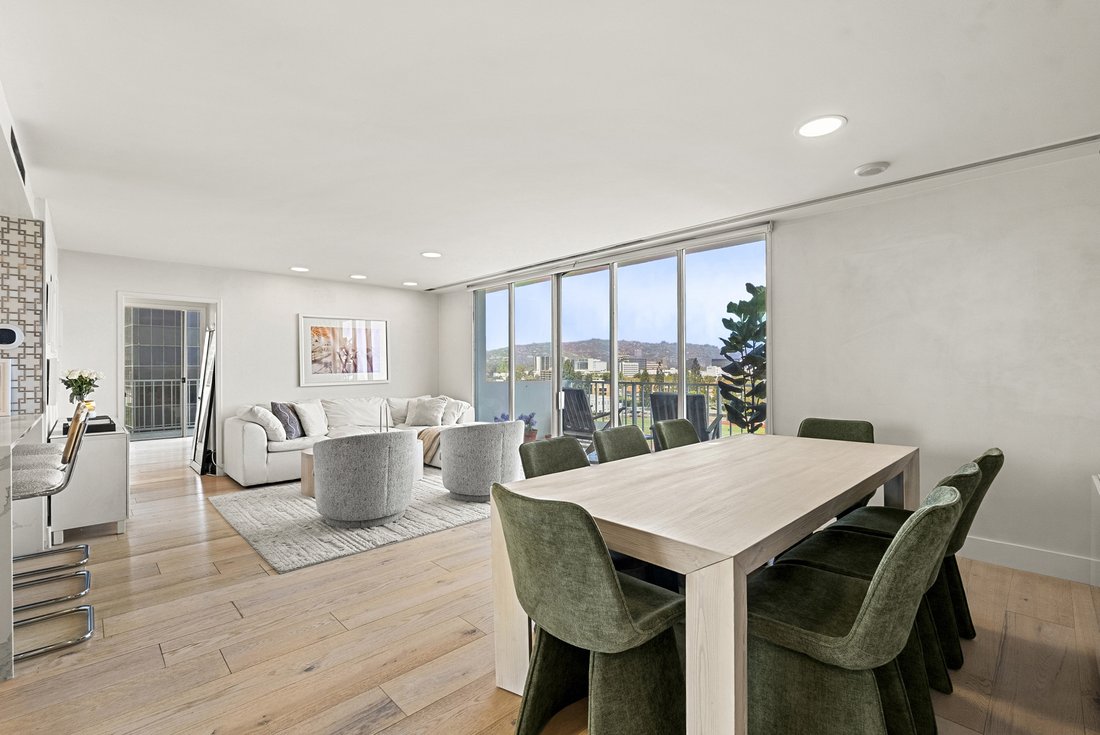 Condo in Los Angeles, California, United States 2 - 18522438