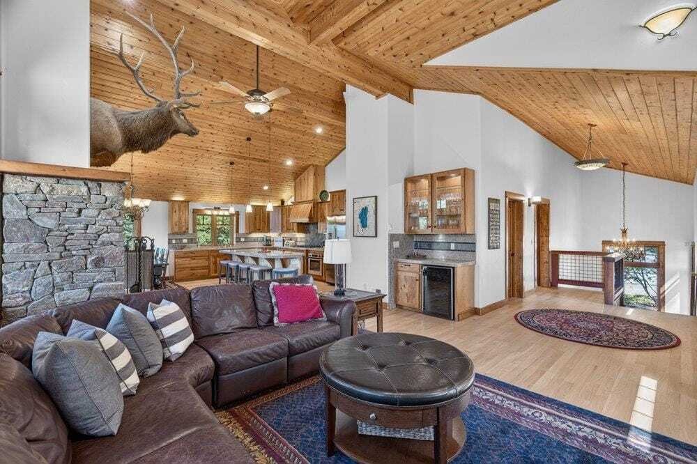 House in Kings Beach, California, United States 5 - 18522579