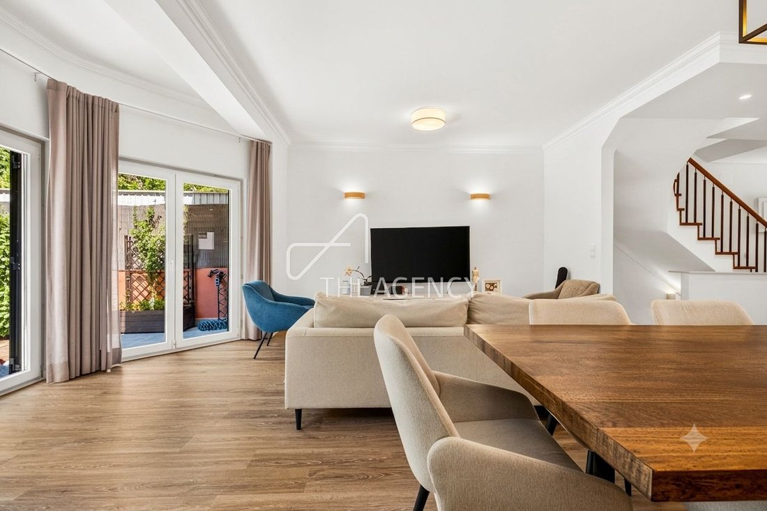 Townhouse in Cascais e Estoril, Lisbon, Portugal 4 - 18454356