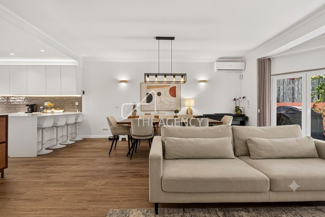 Townhouse in Cascais e Estoril, Lisbon, Portugal 1 - 18454356
