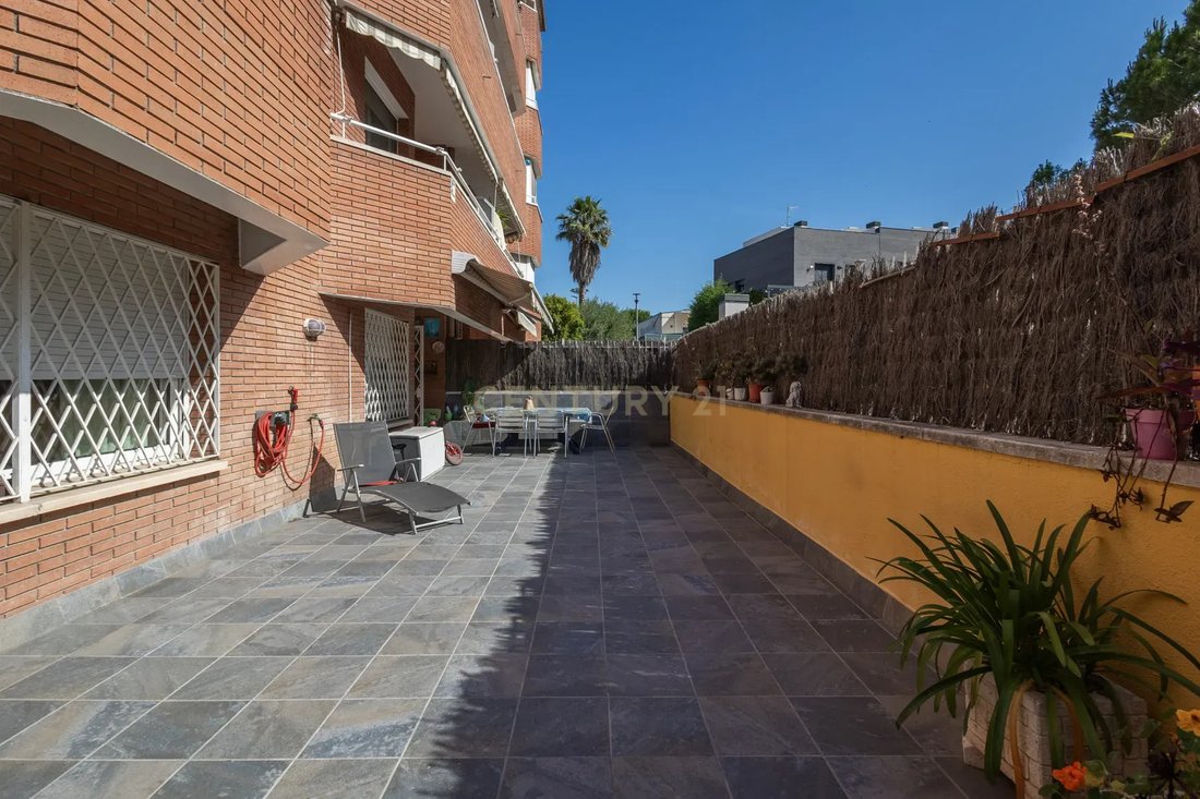 Apartment in Sant Feliu de Llobregat, Catalonia, Spain 1 - 18344445