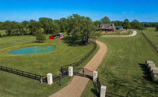 House in Canton, Texas, United States 1