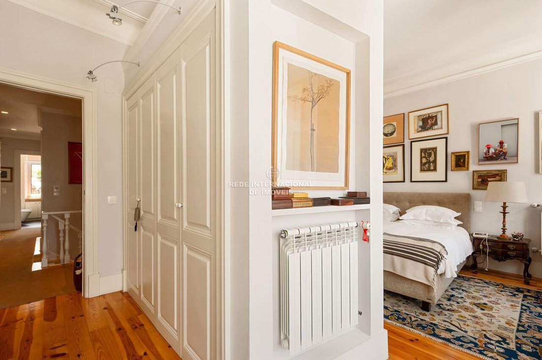 Apartment in Arroios, Lisbon, Portugal 2 - 17870296