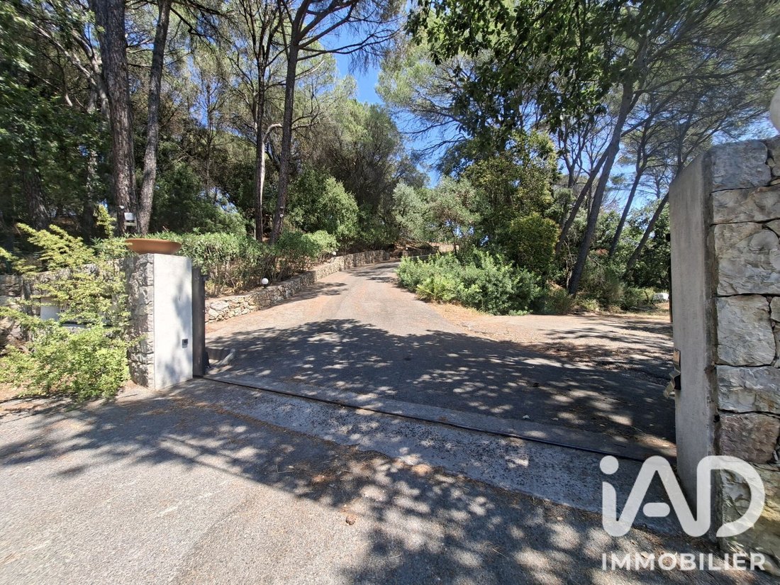 House in La Bouverie, Roquebrune-sur-Argens, France 1 - 18521864