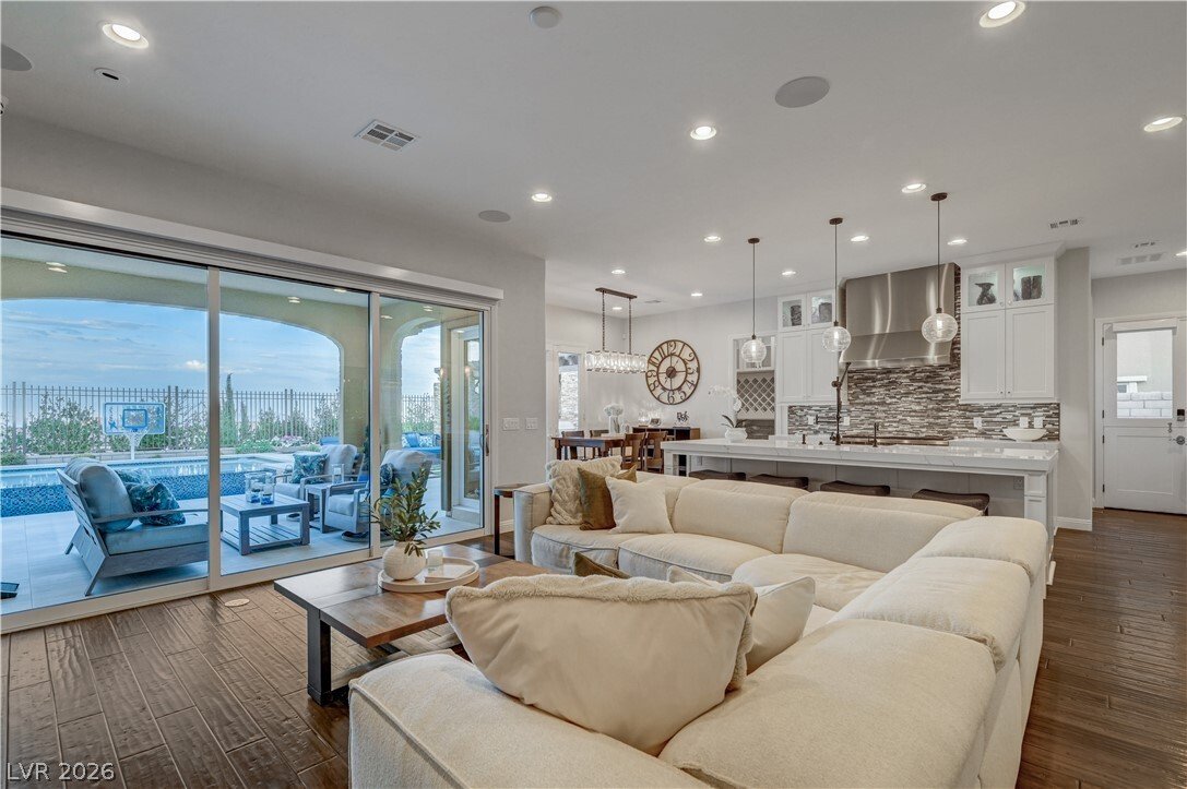 House in Las Vegas, Nevada, United States 5 - 18505416