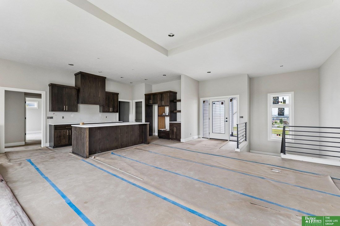 House in Omaha, Nebraska, United States 5 - 18320575