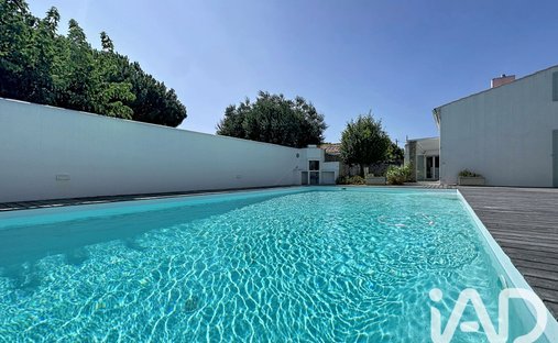 House in Saint-Clement-des-Baleines, Nouvelle-Aquitaine, France 1