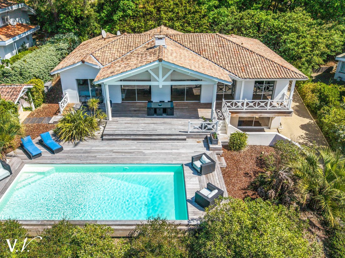 Estate in Cazaux, La Teste-de-Buch, France 2 - 17730403