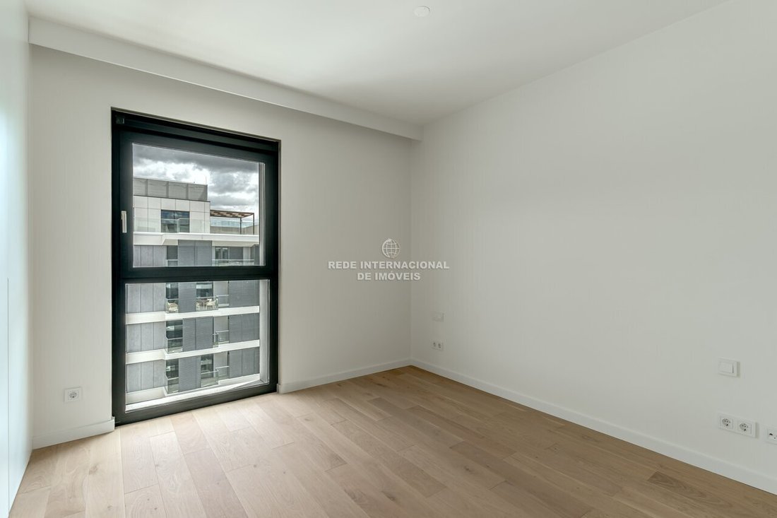 Apartment in Avenidas Novas, Lisbon, Portugal 5 - 18099123