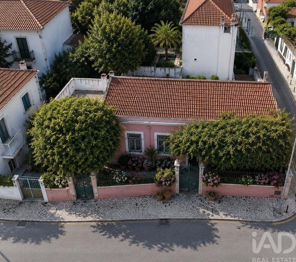 Townhouse in Oeiras e Sao Juliao da Barra, Paco de Arcos e Caxias, Lisbon, Portugal 1 - 17449945