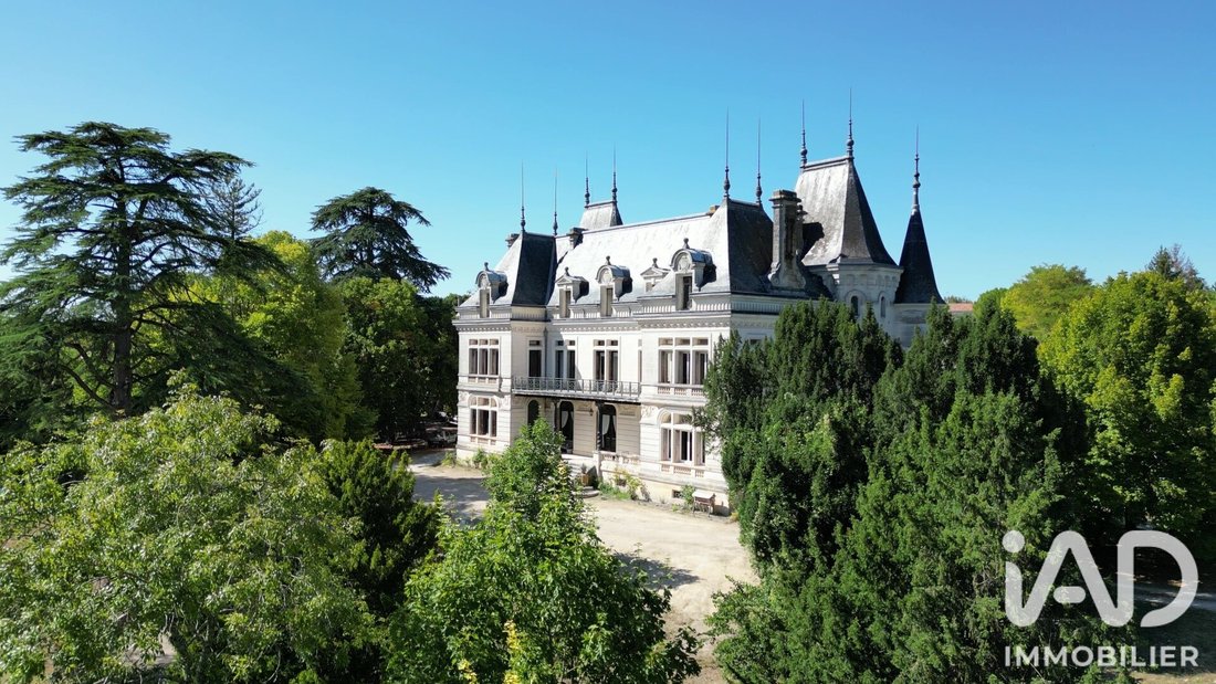 House in Jarnac, Nouvelle-Aquitaine, France 1 - 18521852