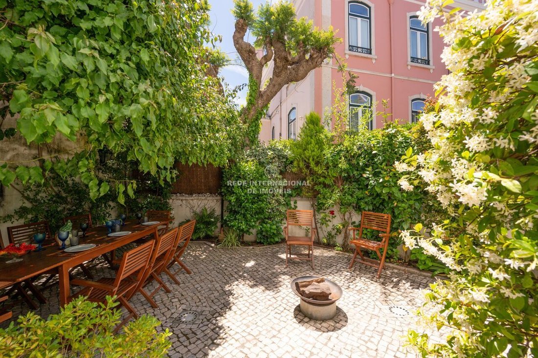 Apartment in Arroios, Lisbon, Portugal 3 - 17870296