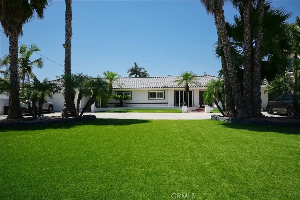 House in Downey, California, United States 5 - 18379459
