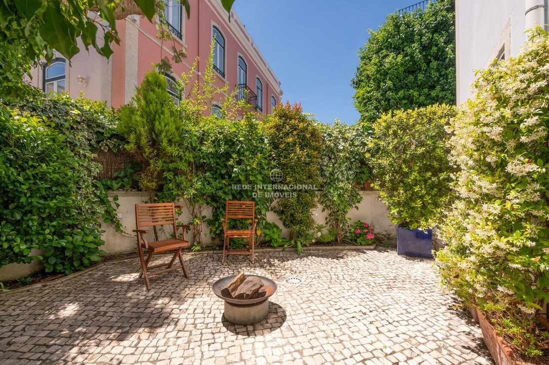Apartment in Arroios, Lisbon, Portugal 5 - 17870296
