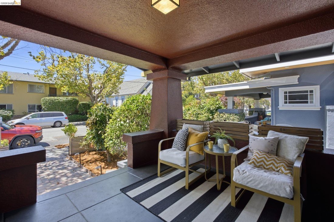 House in Alameda, California, United States 3 - 18521153