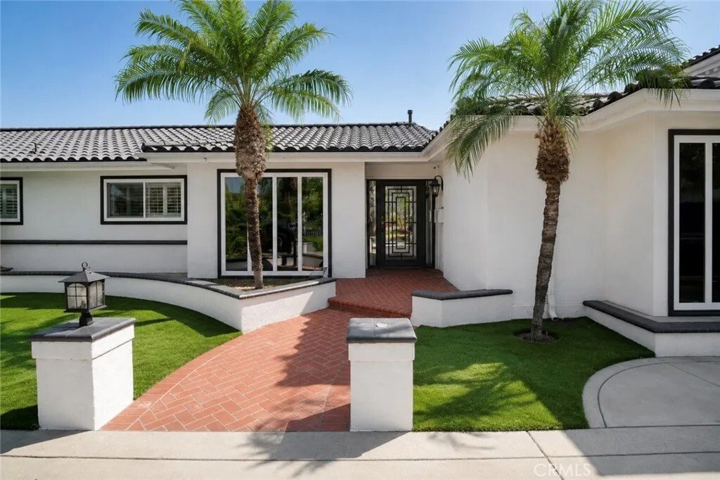 House in Downey, California, United States 3 - 18379459