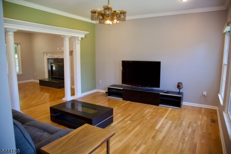 House in East Hanover, New Jersey, United States 3 - 18522617