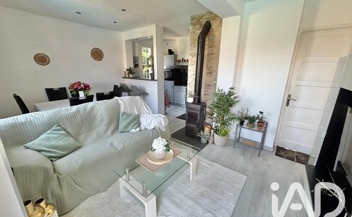 House in Saint-Laurent-du-Var, Provence-Alpes-Côte d'Azur, France 1