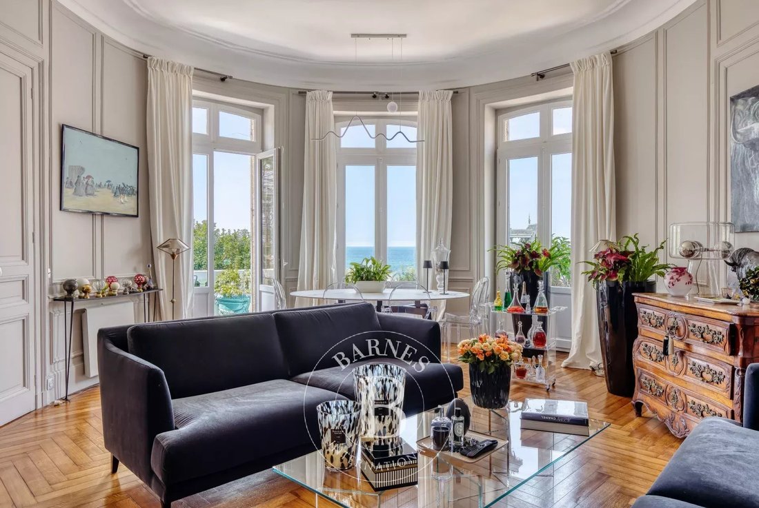 Apartment in Trouville-sur-Mer, Normandy, France 5 - 18393317