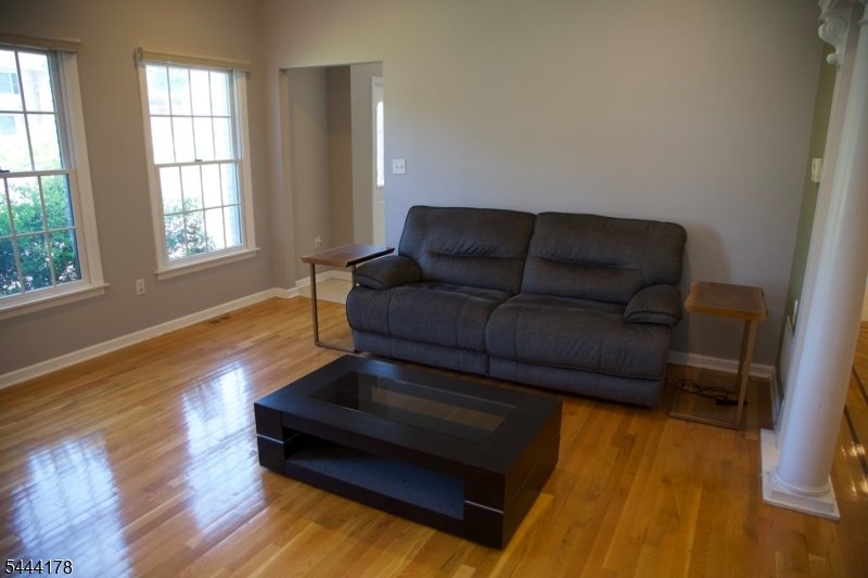 House in East Hanover, New Jersey, United States 4 - 18522617