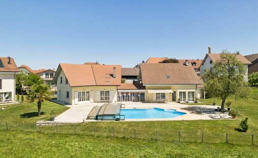 Villa in Suchy, Vaud, Switzerland 1