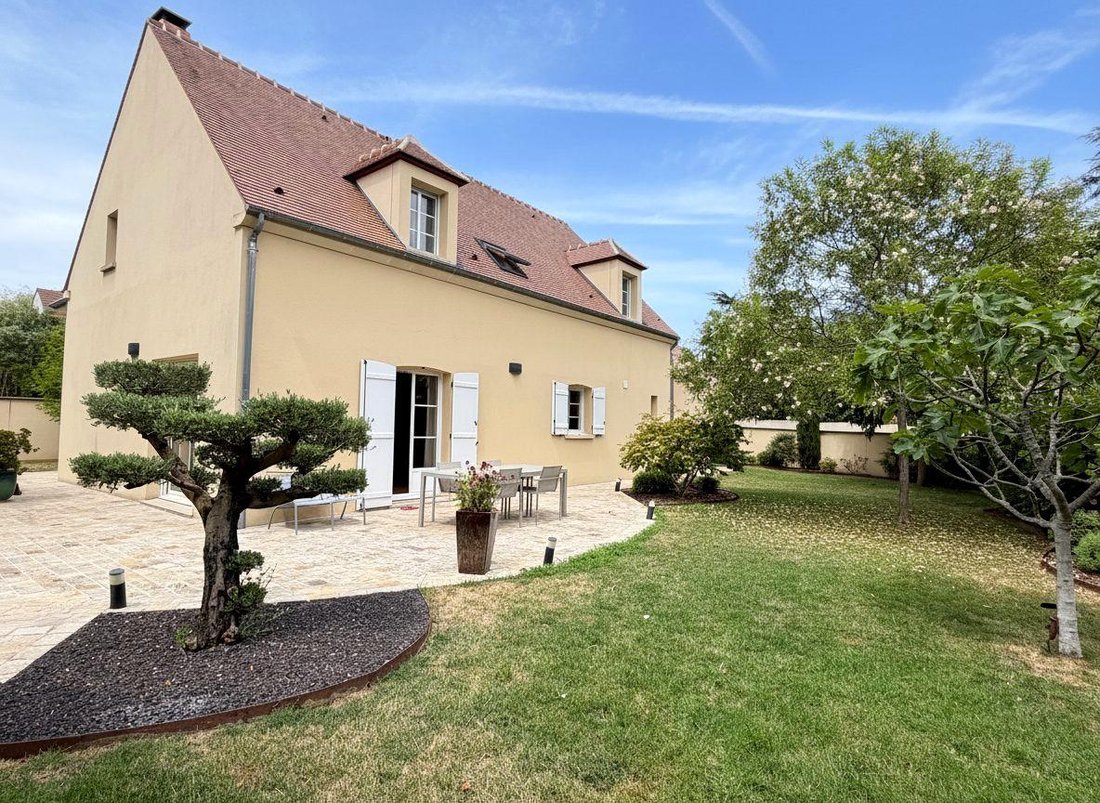 House in Montlignon, Ile-de-France, France 2 - 18522715