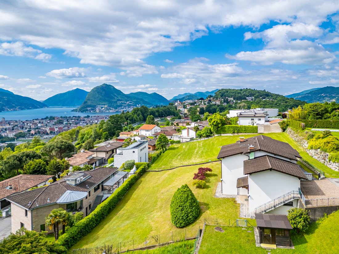House in Comano, Ticino, Switzerland 4 - 18523717