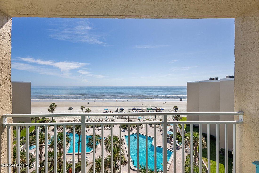 Condo in New Smyrna Beach, Florida, United States 4 - 18523601