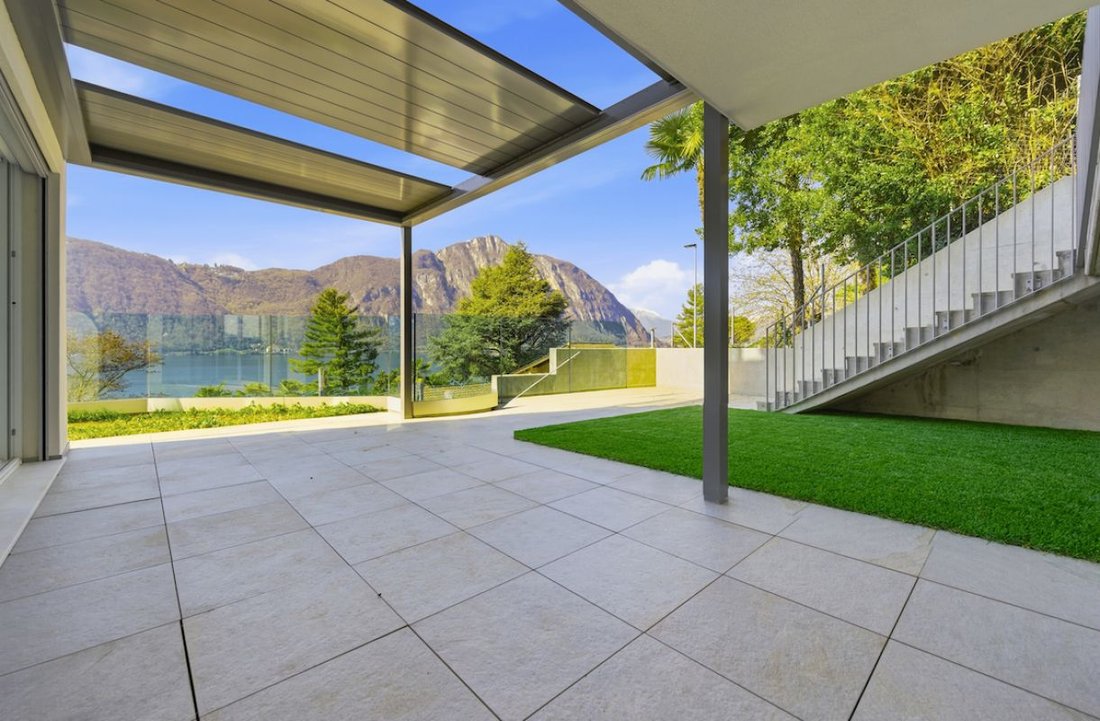 Apartment in Bissone, Ticino, Switzerland 3 - 18524274