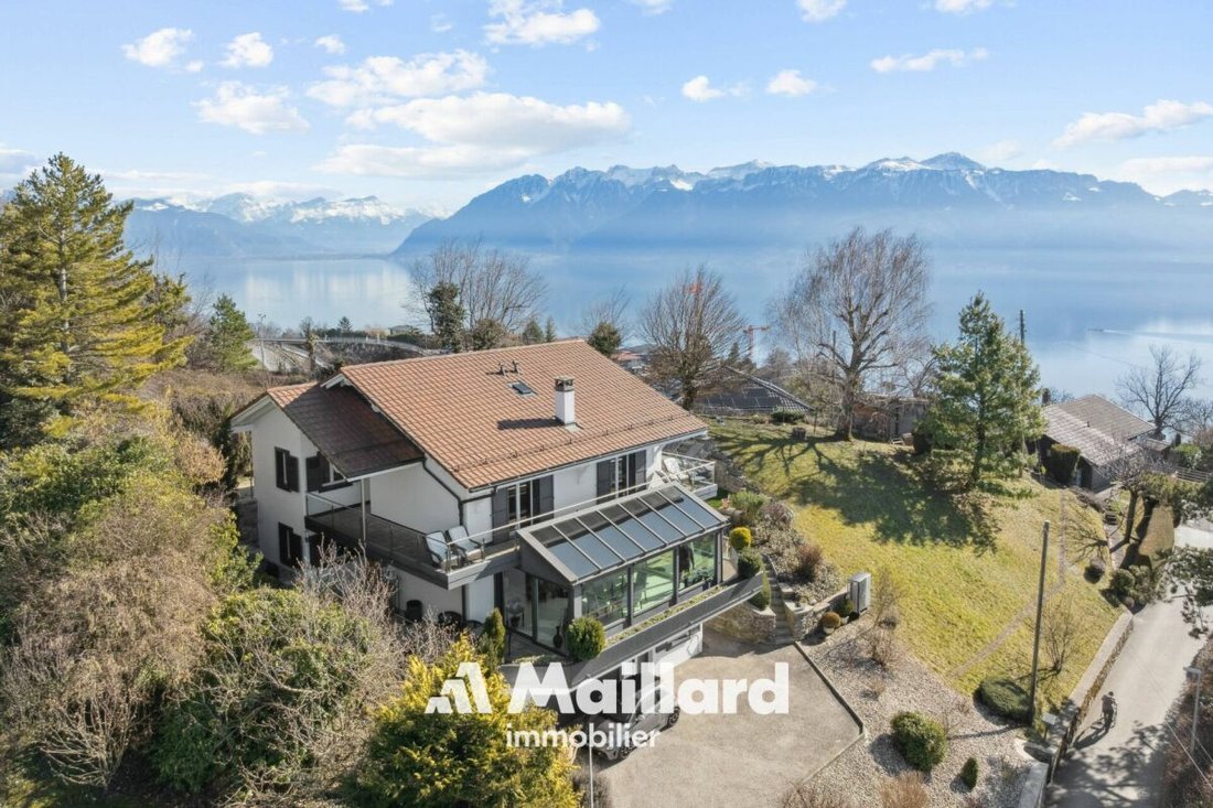House in Bourg-en-Lavaux, Vaud, Switzerland 1 - 18524160