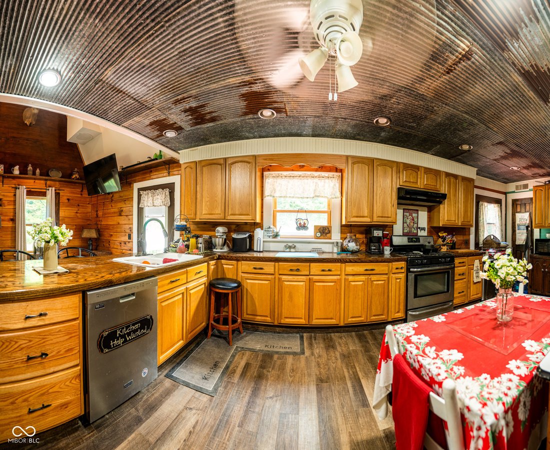 House in Poland, Indiana, United States 4 - 18523438