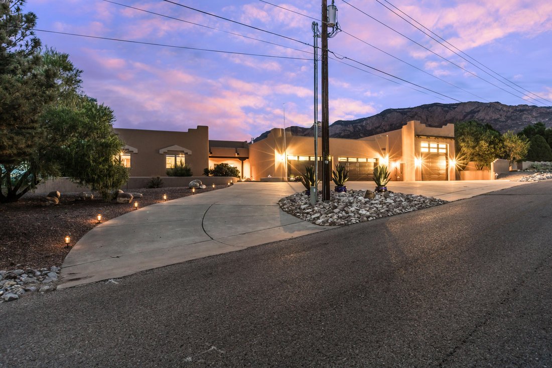 House in Albuquerque, New Mexico, United States 3 - 18522808