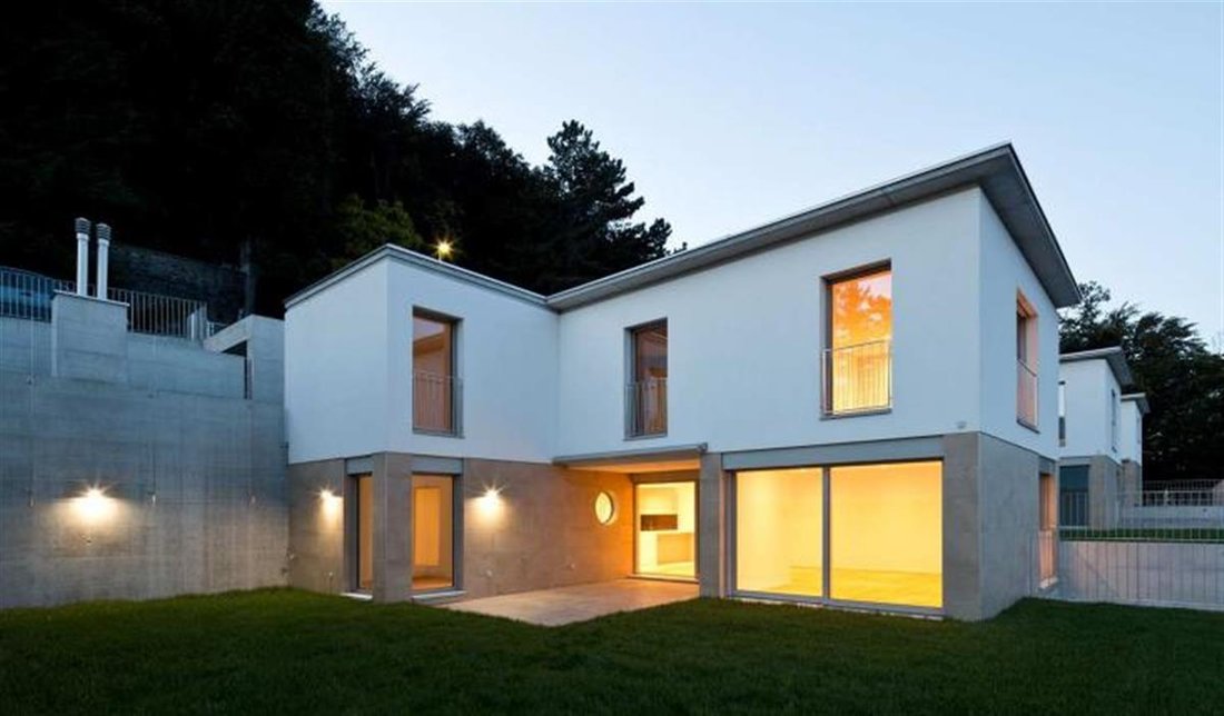 Villa a Collina d'Oro, Ticino, Svizzera 1 - 18523526