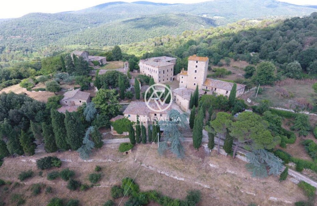 House in Casole d'Elsa, Tuscany, Italy 3 - 18523282