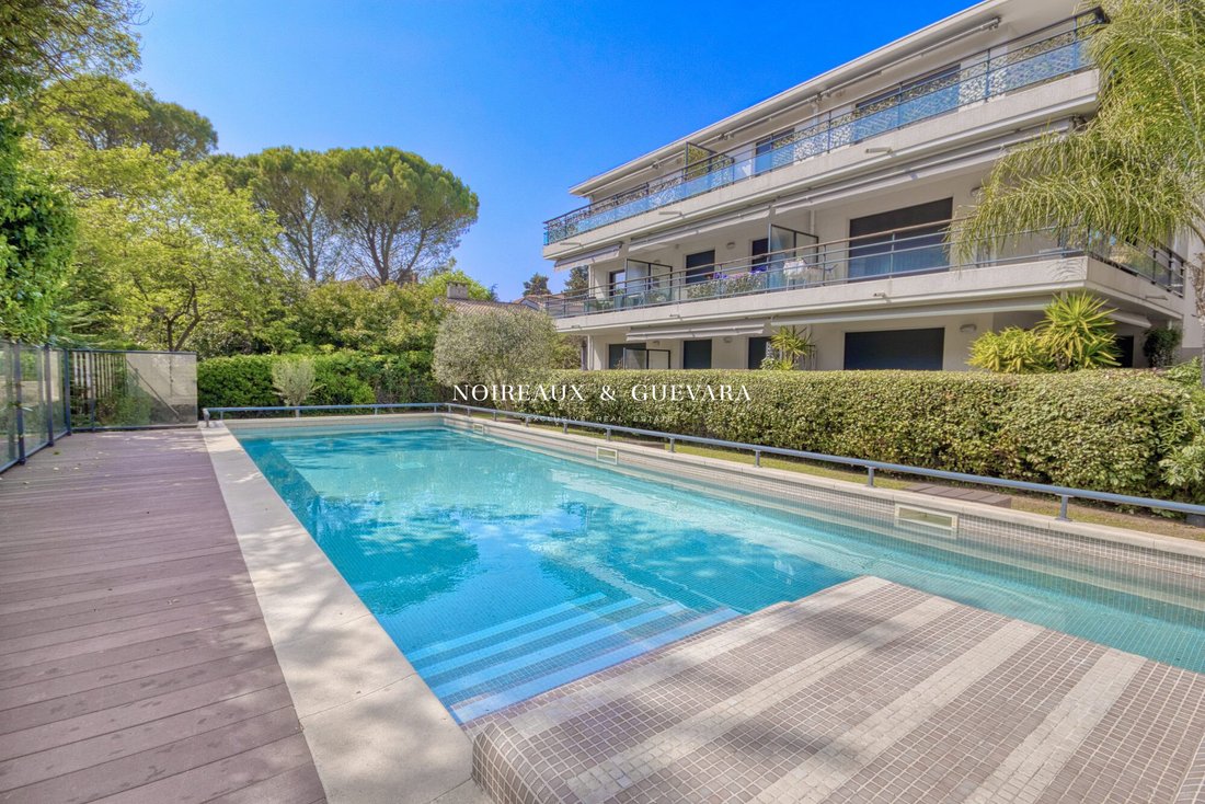 Apartment in Cannes, Provence-Alpes-Côte d'Azur, France 1 - 18522768