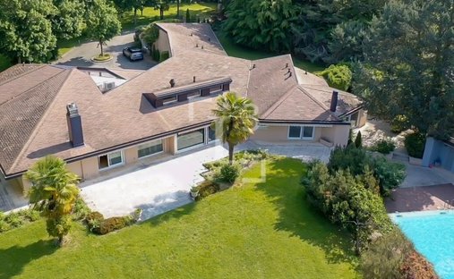Estate in Lussy-sur-Morges, Vaud, Switzerland 1