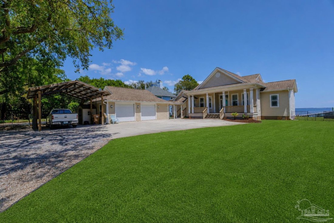 House in Milton, Florida, United States 1 - 17765437