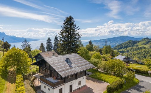 Haus in Chernex, Waadt, Schweiz 1