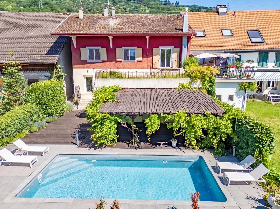 House in Gilly, Vaud, Switzerland 1 - 18523301