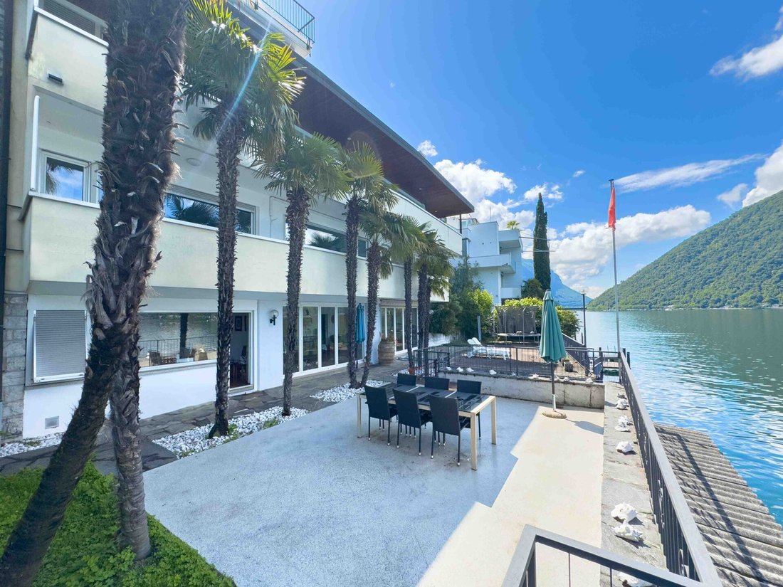 Villa in Bissone, Tessin, Schweiz 1 - 18523271