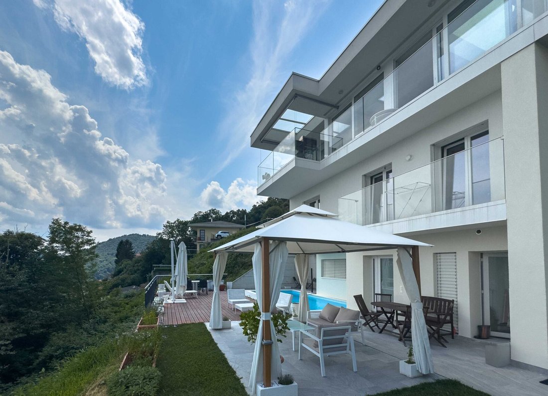 Villa in Collina d'Oro, Ticino, Switzerland 3 - 18523377