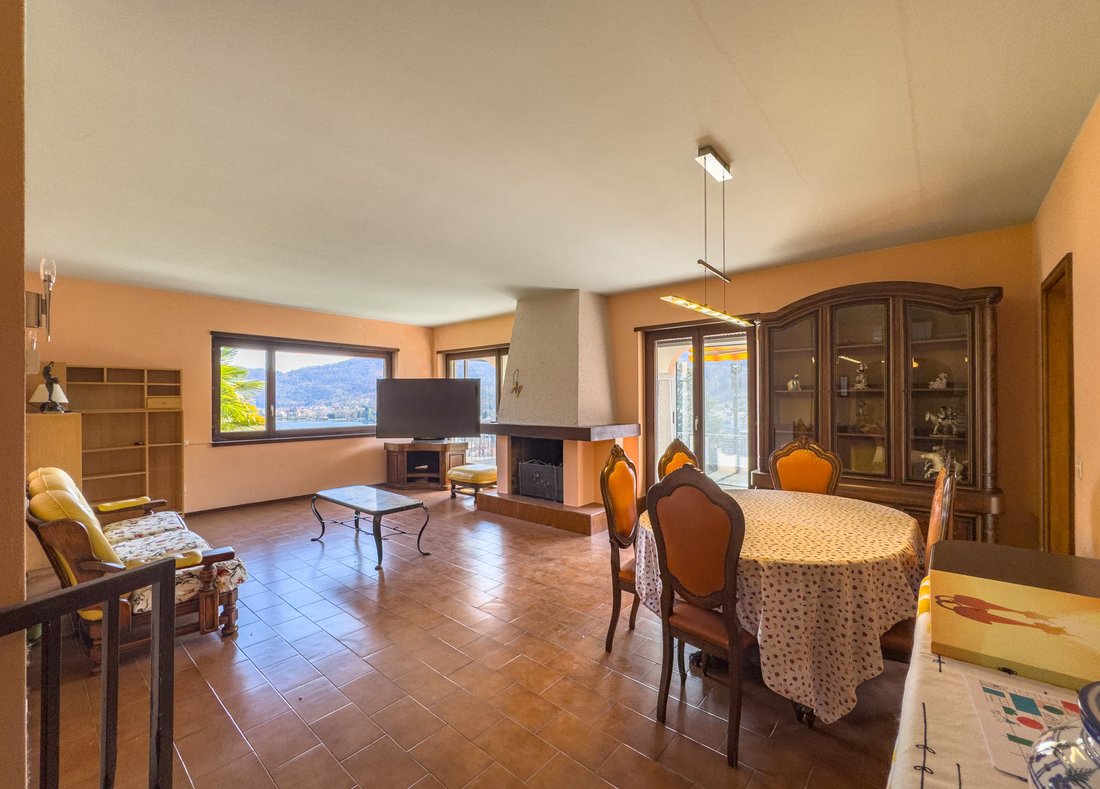 Apartment in Ponte Tresa, Ticino, Switzerland 1 - 18524141