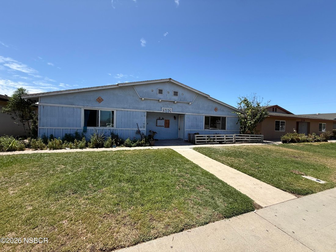 Santa Maria, California, United States 1 - 18522823