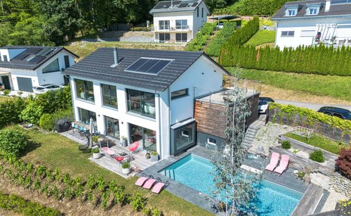 House in Blonay - Saint-Légier, Vaud, Switzerland 1